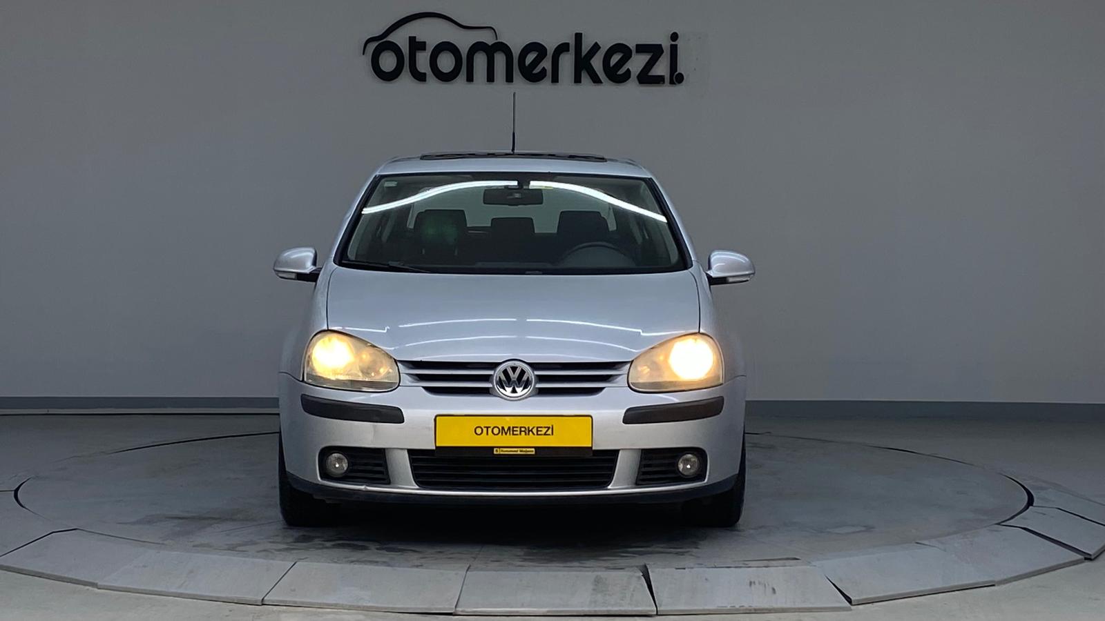 VOLKSWAGEN GOLF 6